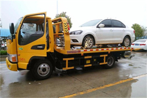 牙克石附近拖车救援24小时服务热线